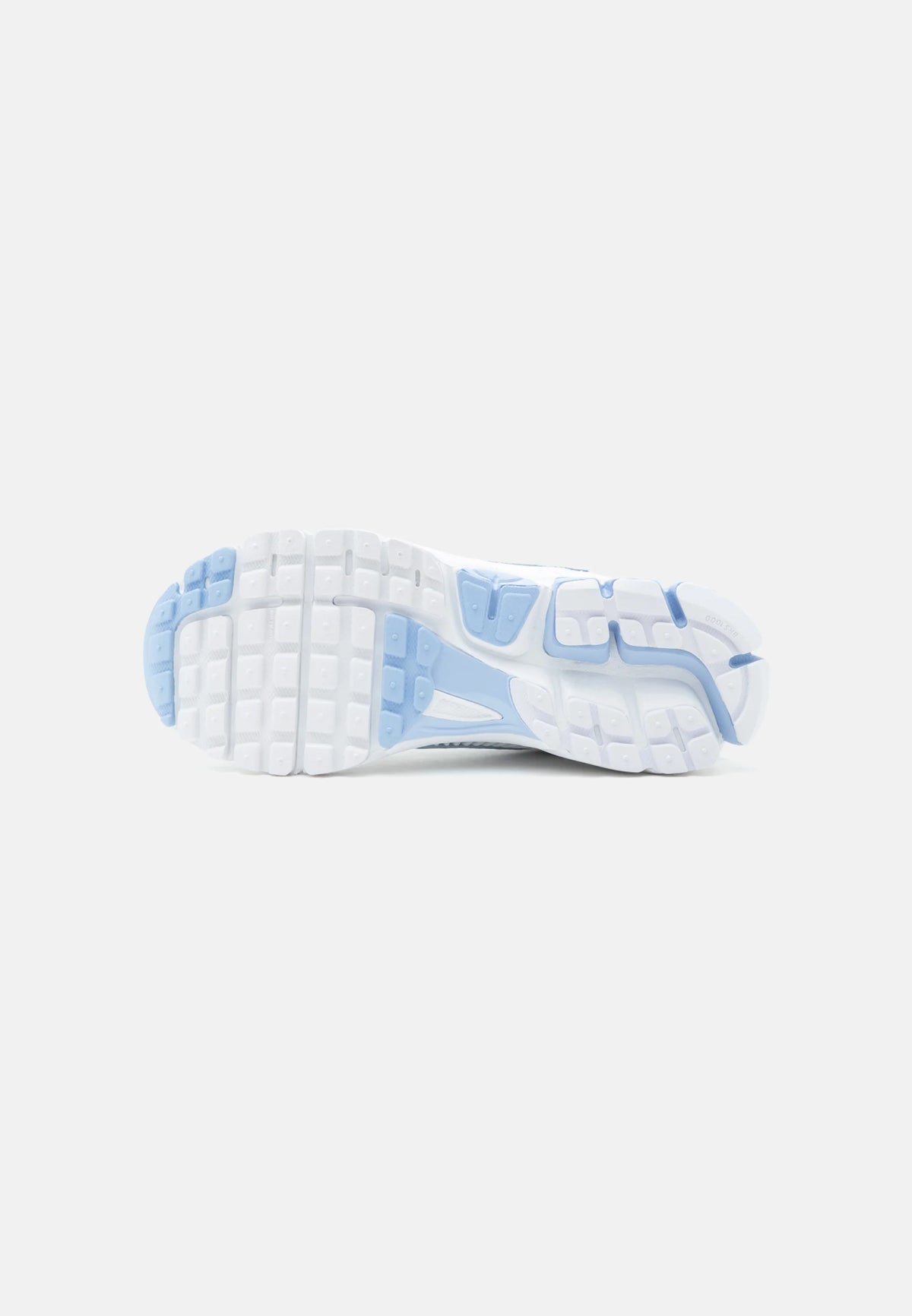 NIKE ZOOM VOMERO 5