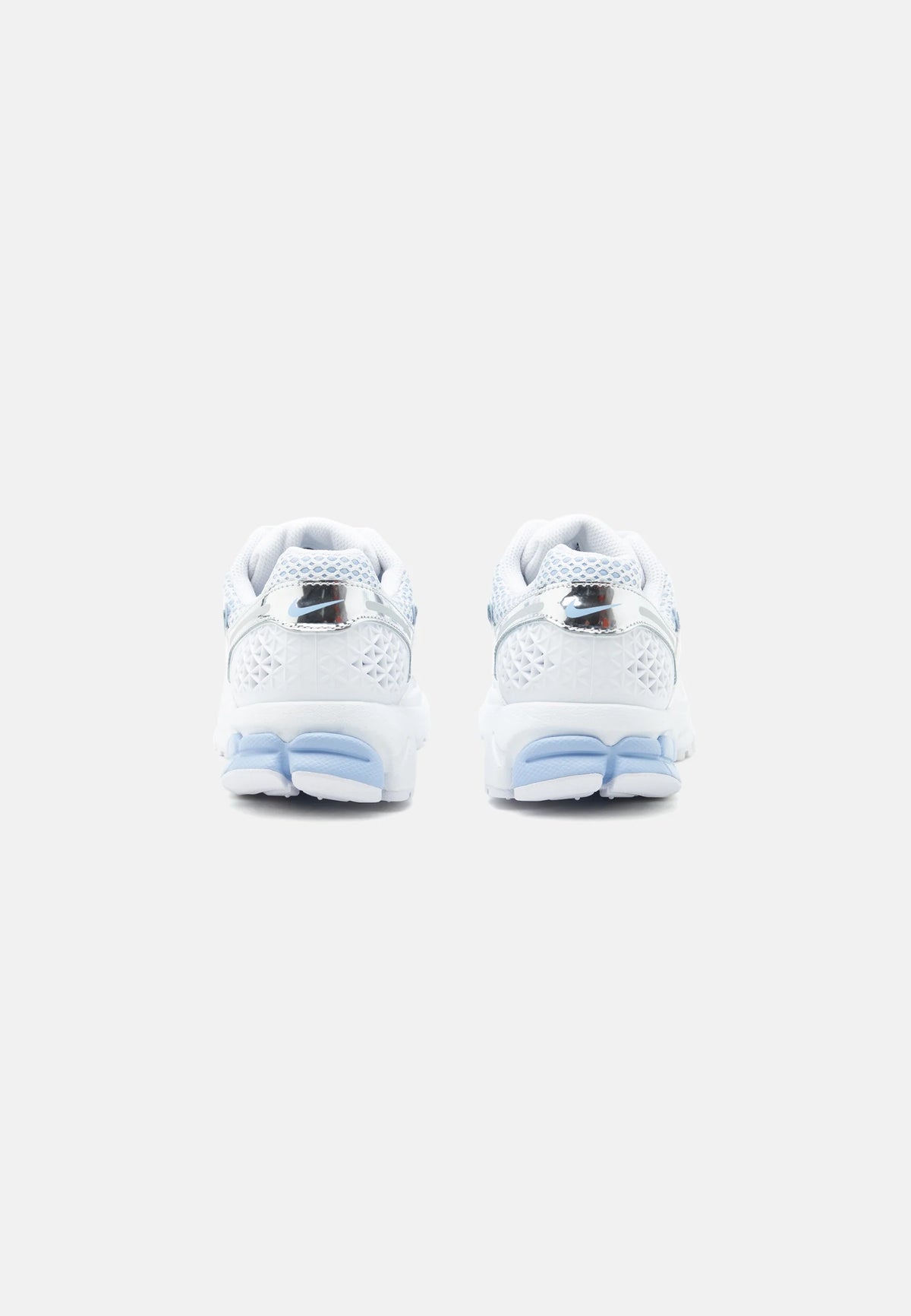 NIKE ZOOM VOMERO 5