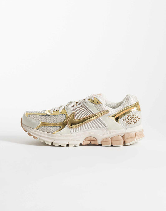 NIKE ZOOM VOMERO 5
